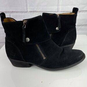 Nine West sz 8.5 Bleaker black suede ankle booties